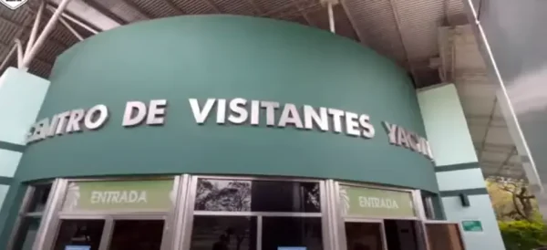 Centro-de-Visitantes-Yacyreta-de-Ituzaingo-Corrientes