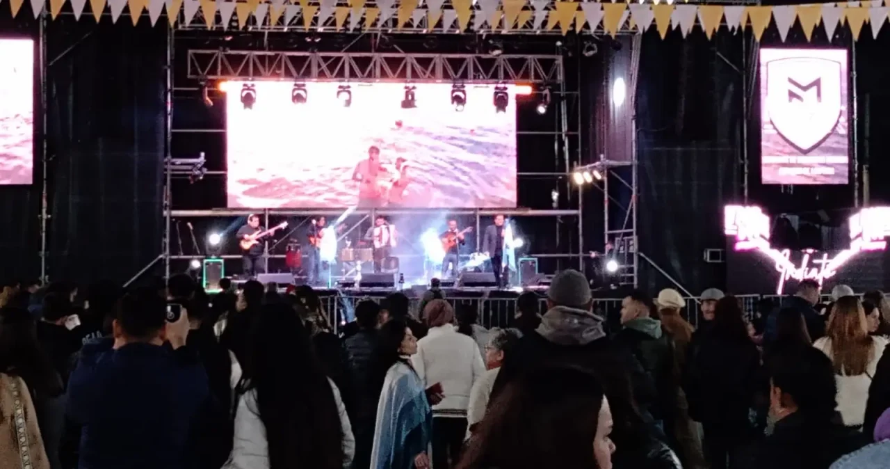 Chamamé, cumbia y artistas regionales